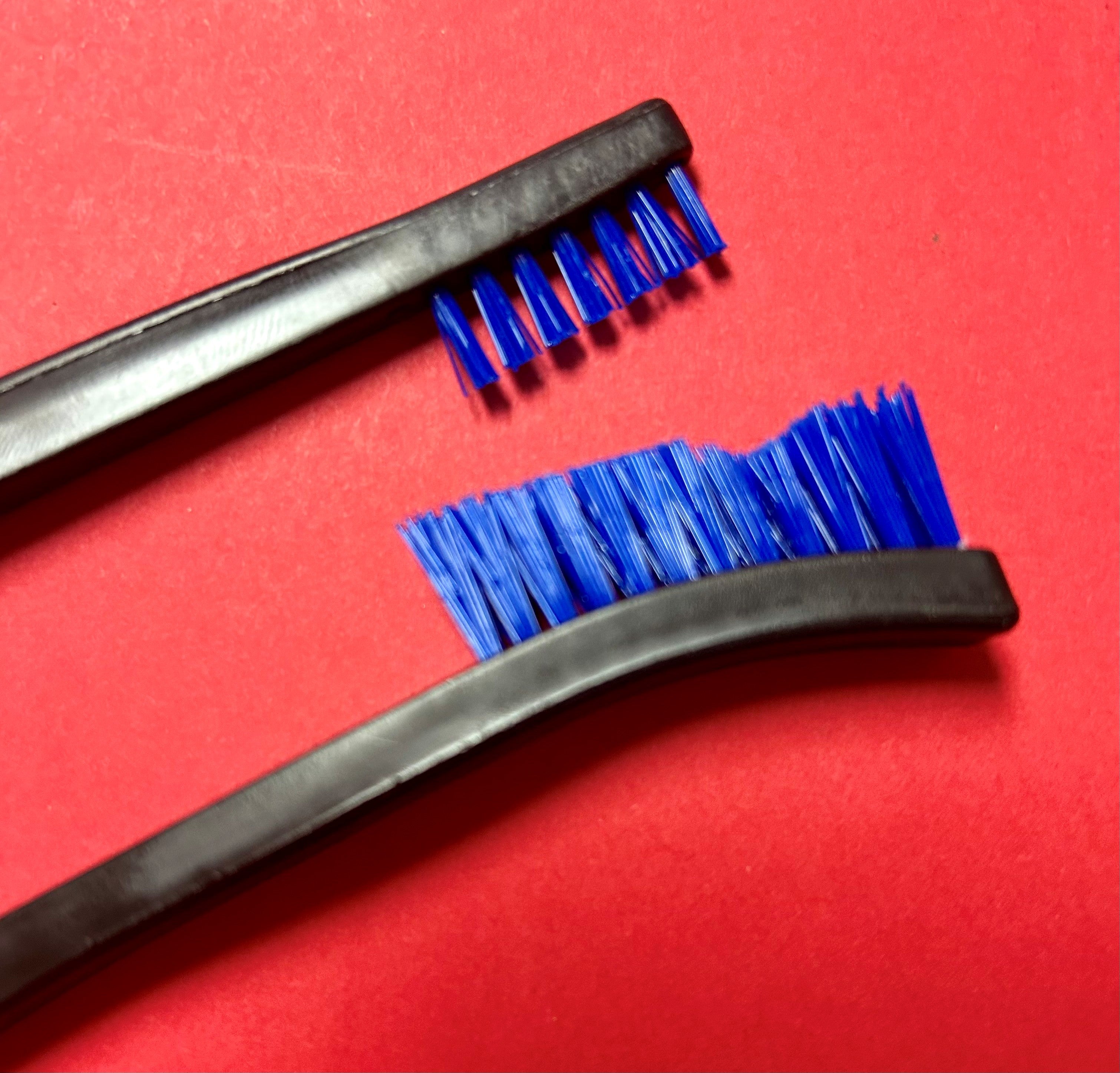 Relic and Coin Cleaning Brush